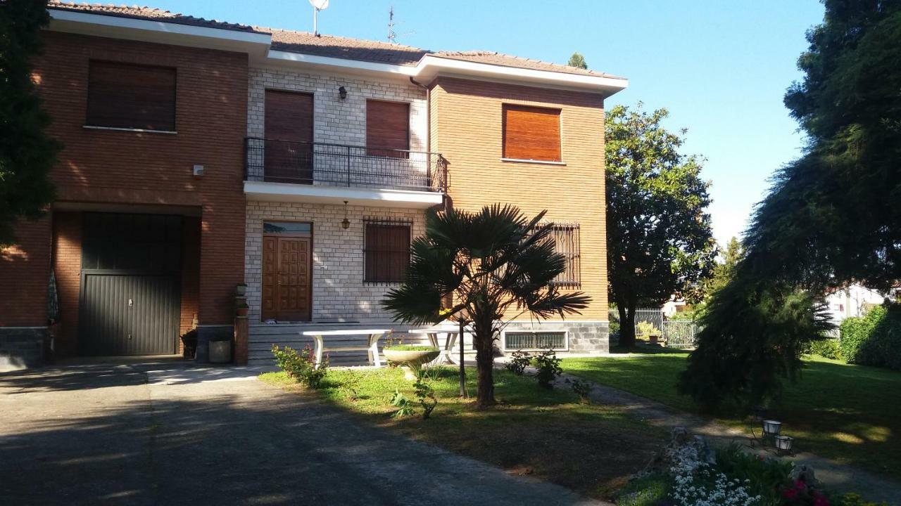 Villa Paulette Bassignana Exteriér fotografie